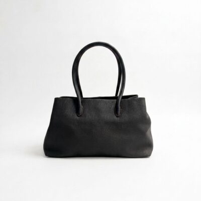 Cartera color negra