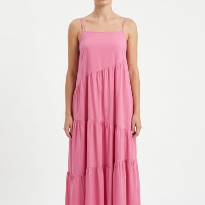 VESTIDO ESCALONADO Y ESPALDA SUELTA DESCUBIERTA